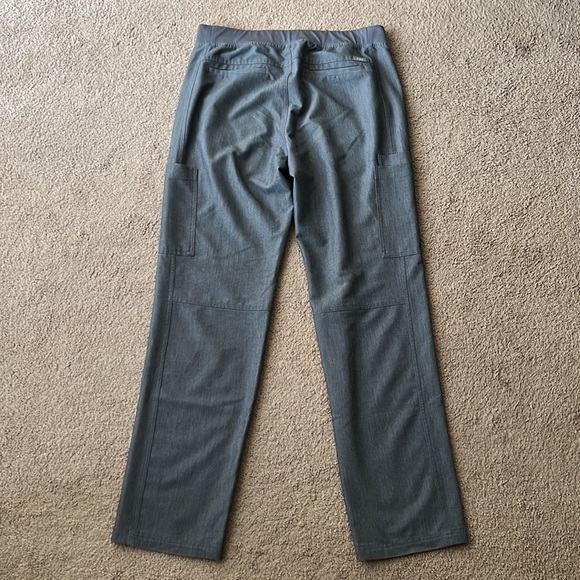 Figs Axim Cargo Scrub Pants Grey Graphite - Picture 8 of 11